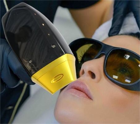 808 Diode Laser Hair Removal Machine , Painless 808nm Diode Laser Machine